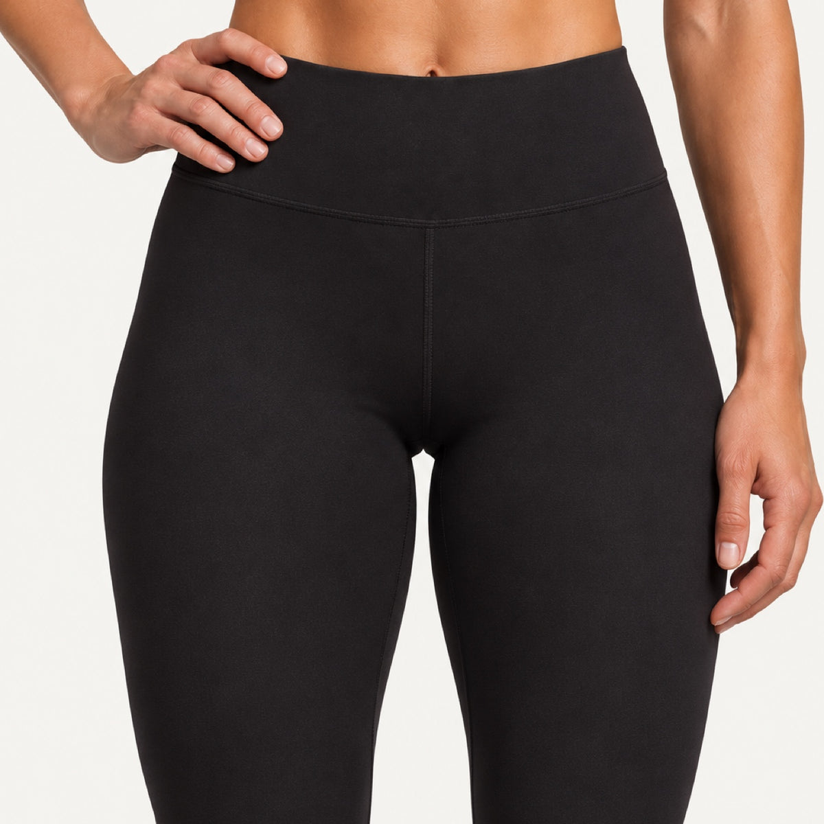 Seamed High-Waisted Leggings - detail