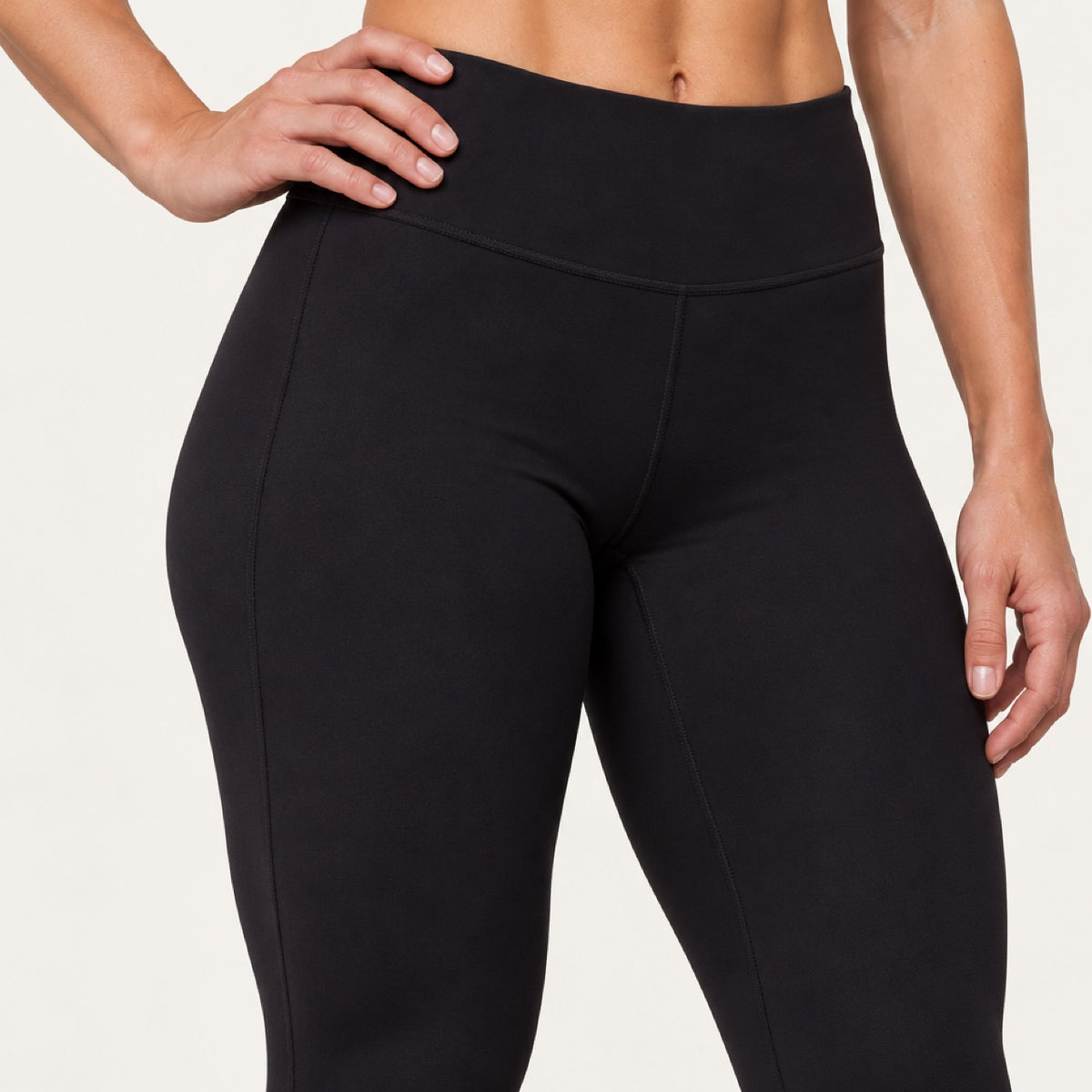 High-Waisted Leggings with Contrast Side Seams - detail
