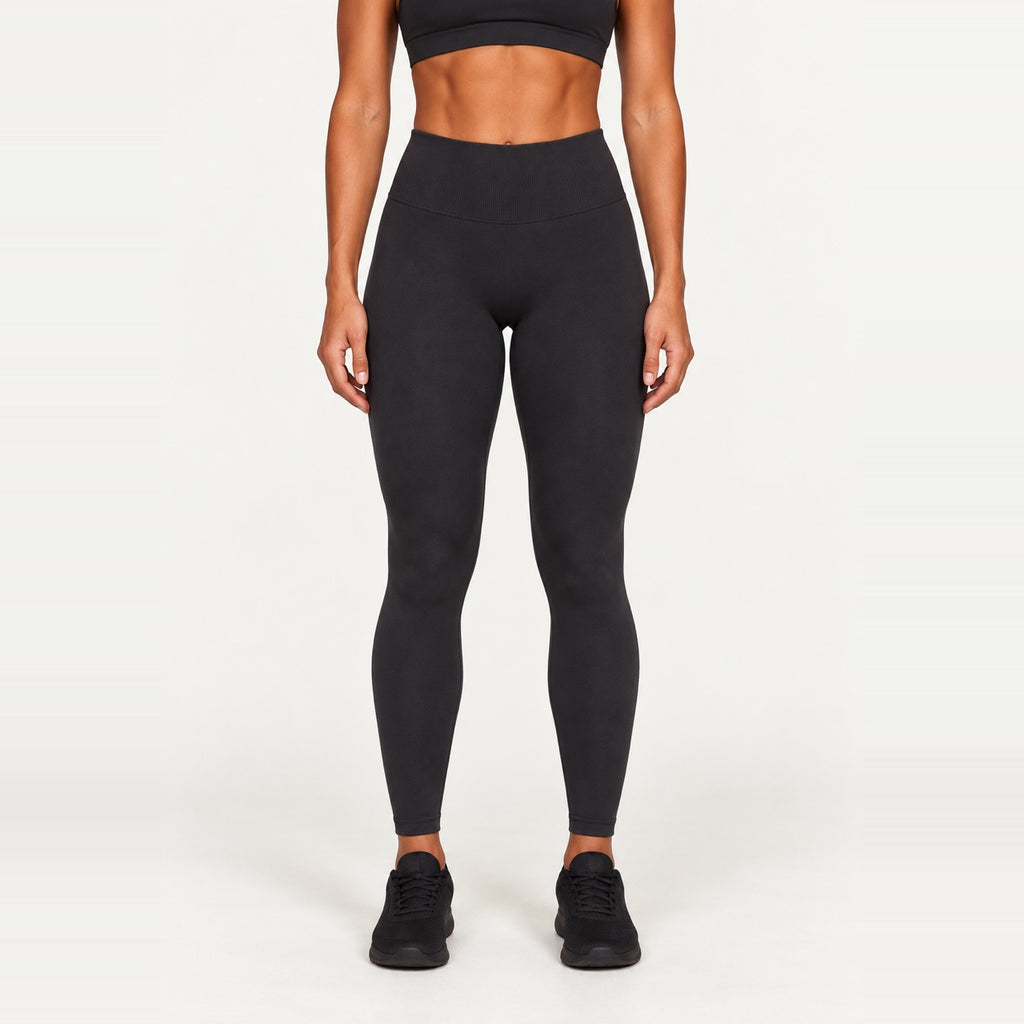 High-Waisted Leggings with Curved Back Seams - Black
