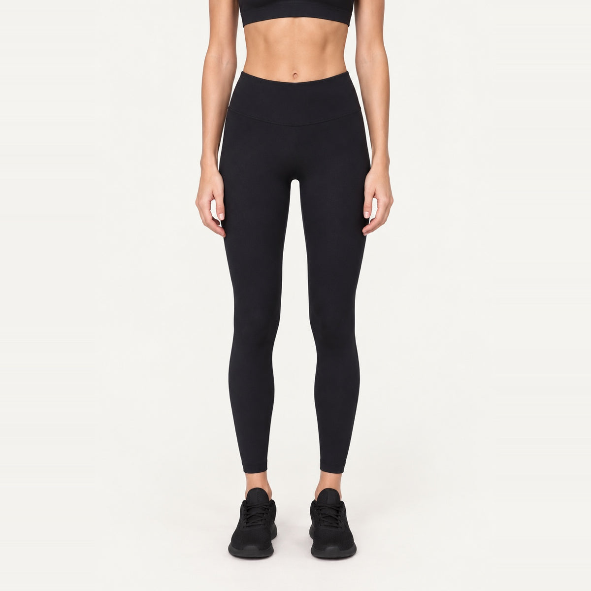 High-Waisted Ankle Leggings with Curved Back Seam - Black