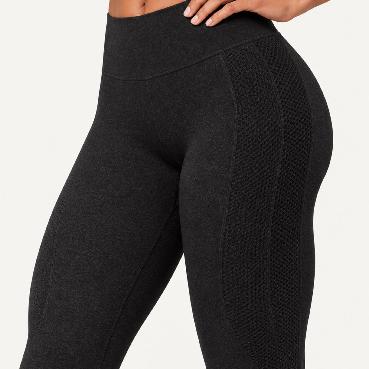 High-Waisted Leggings with Heathered Contour Panels - detail