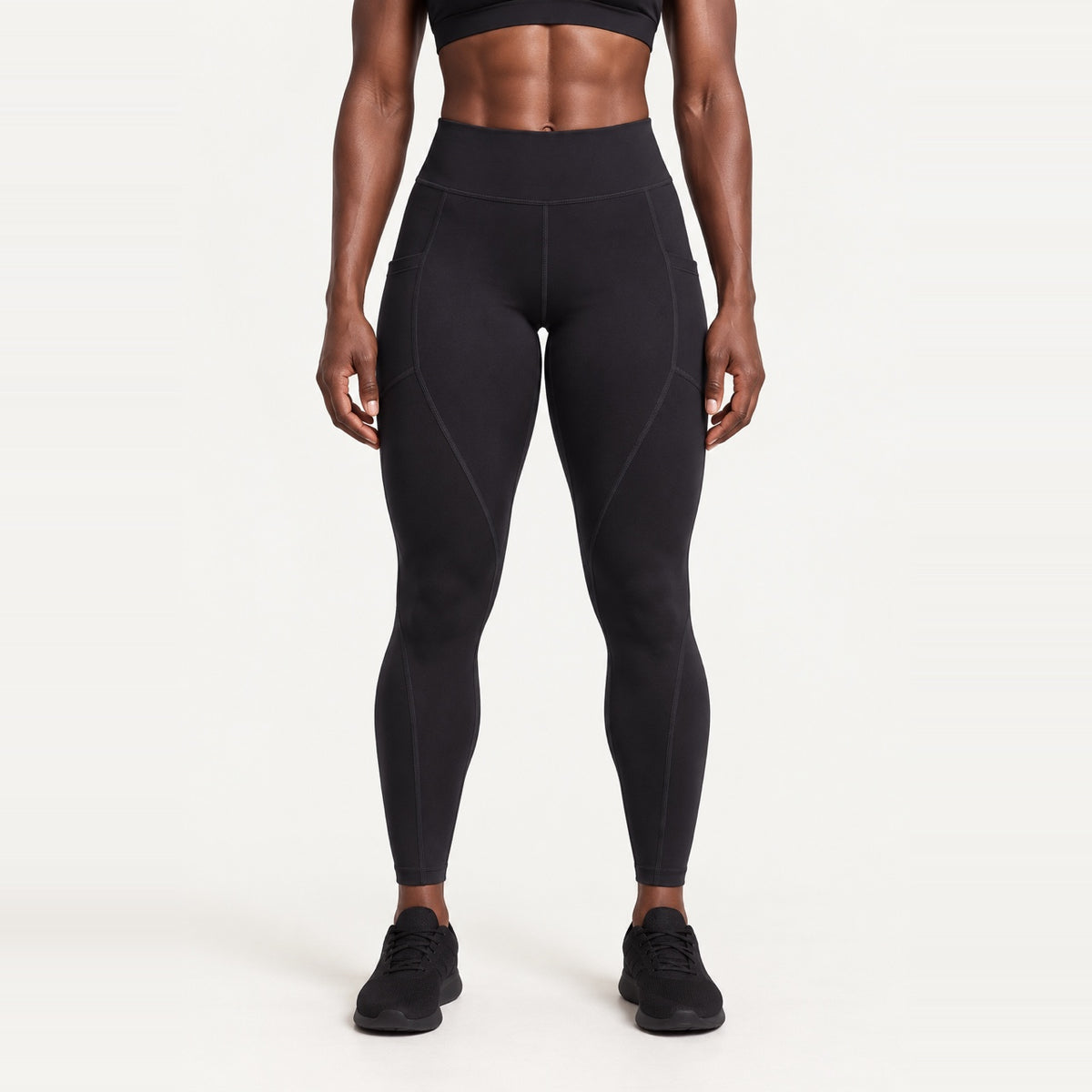 High-Waisted Pocket Leggings with Curved Seams - Black