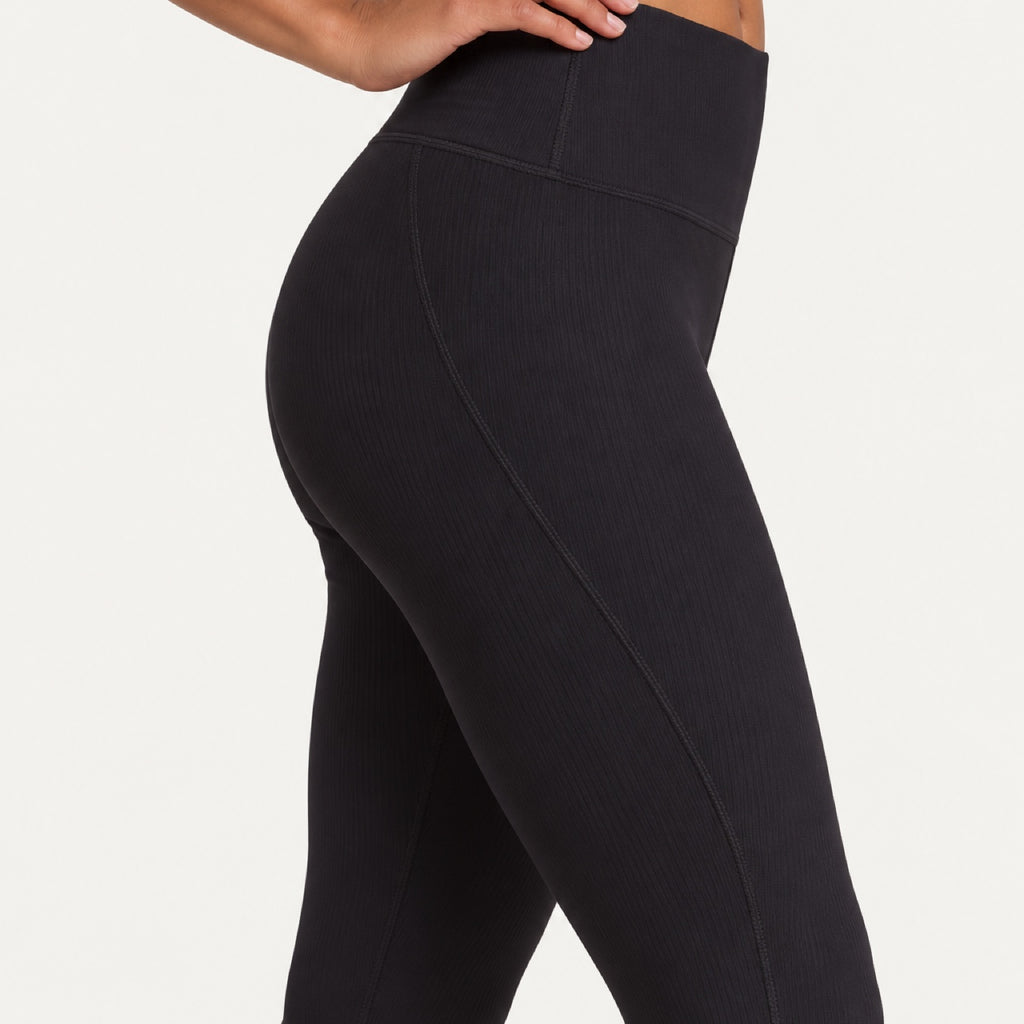 High-Waisted Ribbed Leggings - detail