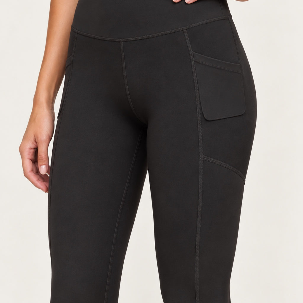 High-Waisted Leggings with Side Phone Pockets - detail