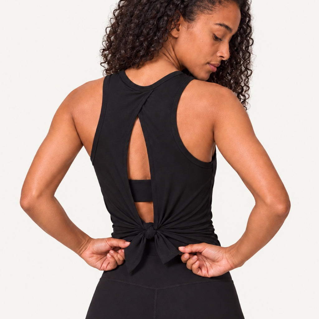 Split-Back Workout Tank with Tie Hem - detail