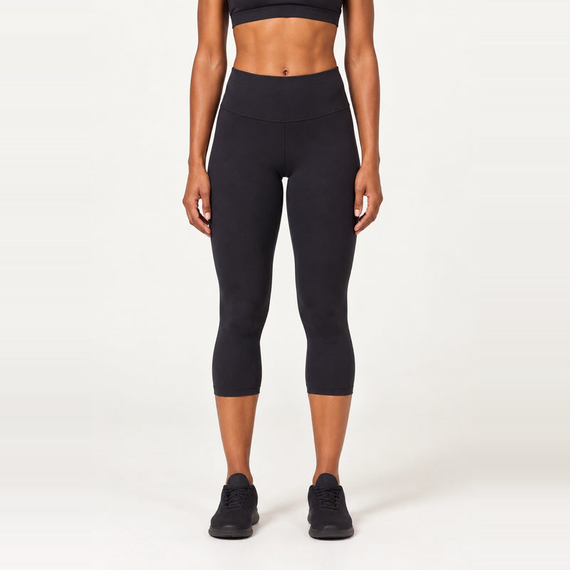 High-Waisted Capri Leggings with Waist Pocket - Black