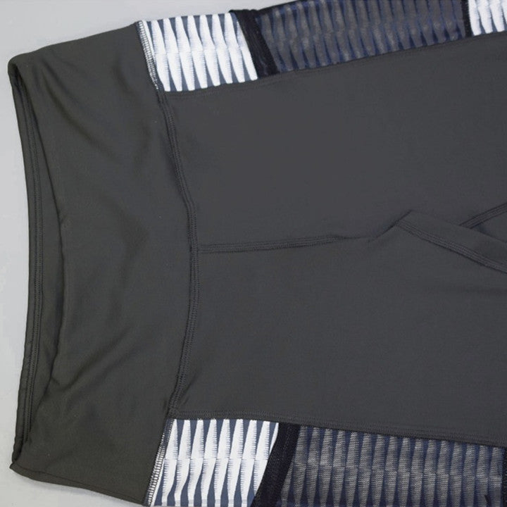Pocket Leggings with Striped Mesh Side Panels