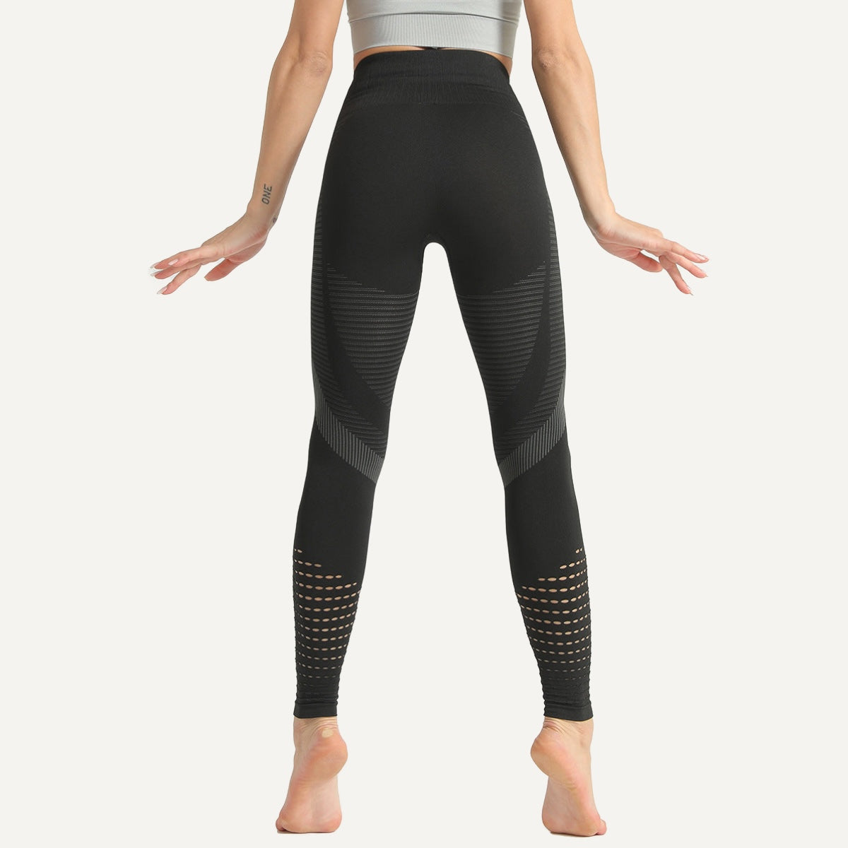High-Waisted Knit Leggings with Openwork Calves - Black