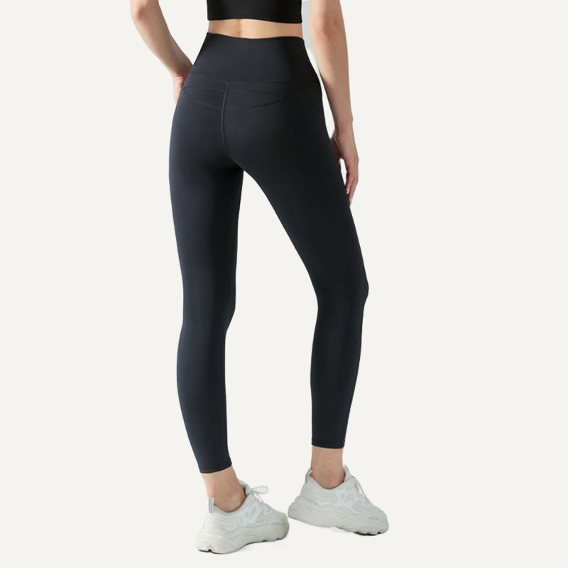 Plush-Lined Leggings with Back Pocket - Black