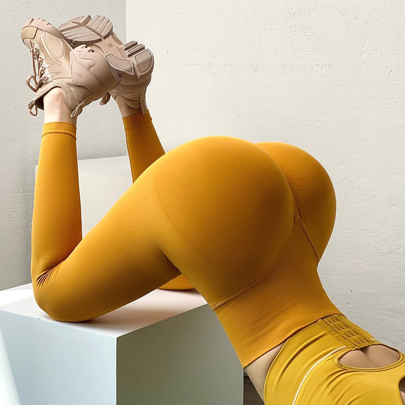 High-Waisted Leggings with Curved Back Seams - Mustard