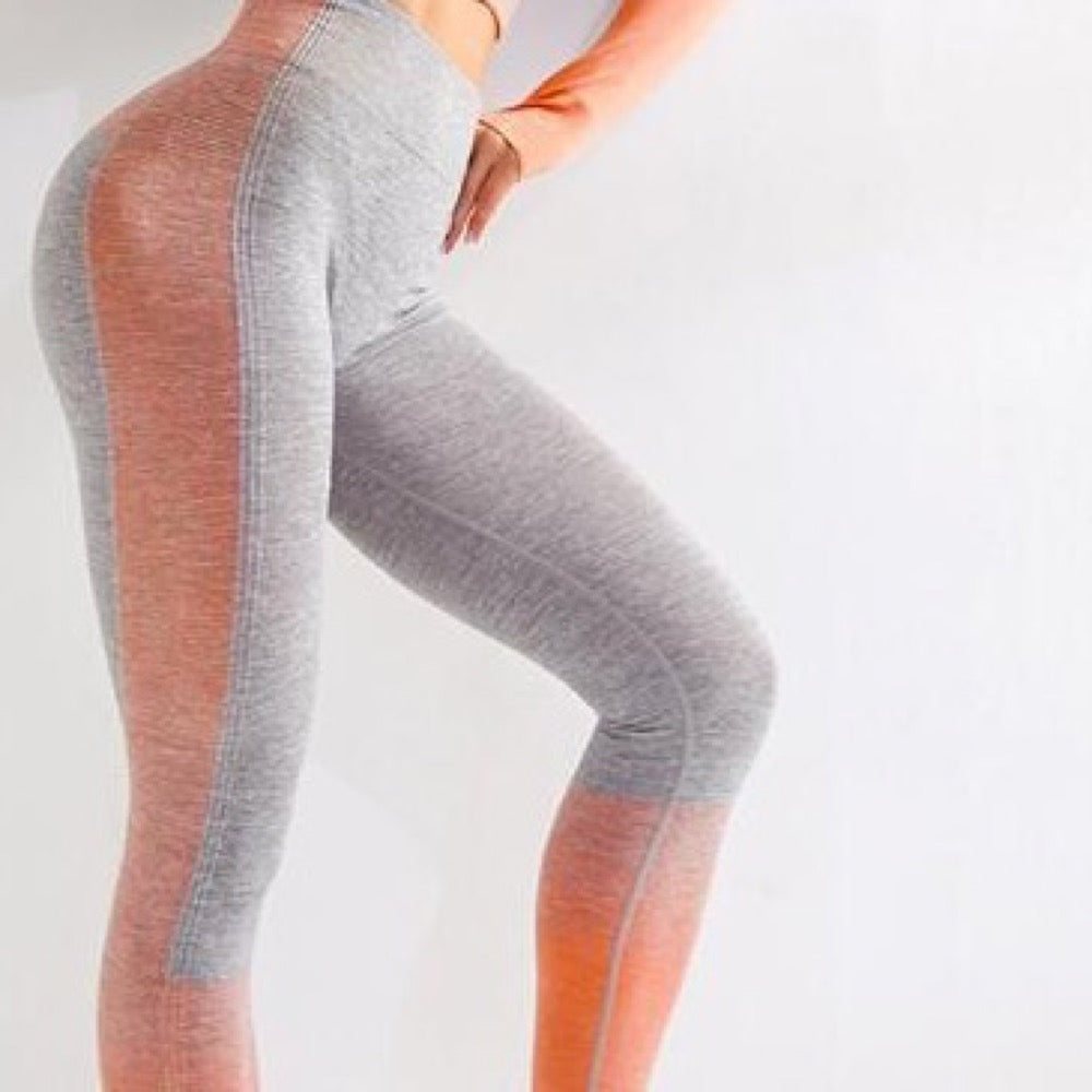 Contrast-Panel Long Sleeve Top and Cropped Leggings Set - detail