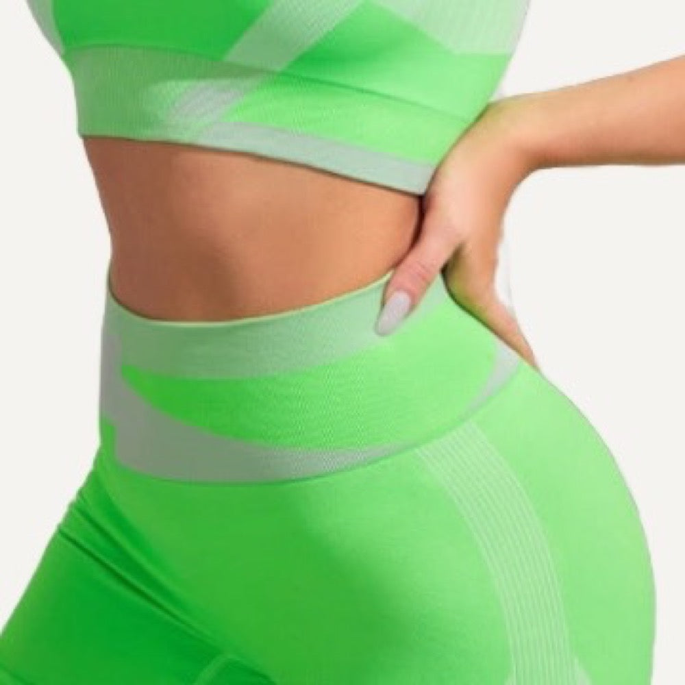 Contrast-Knit Sports Bra and Biker Shorts Set - detail