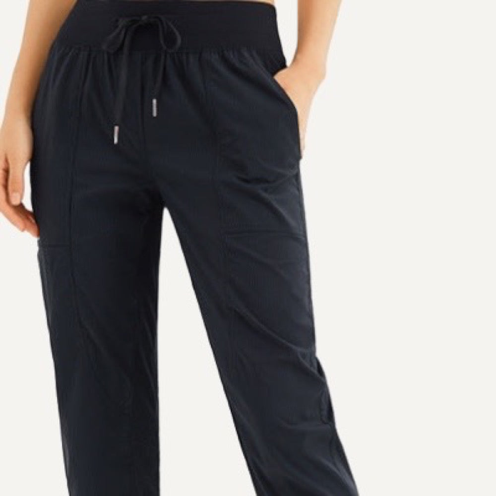 Cropped Drawstring Pants with Side Pockets - detail