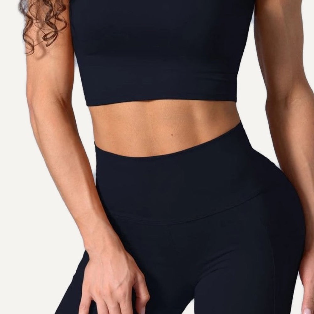 Short Sleeve Crop Top and Biker Shorts Set - detail